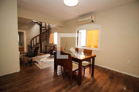 Casa à venda com 220m², 3 quartos e 2 vagasSala de jantar