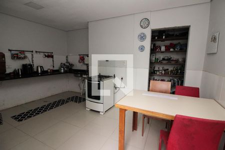 Casa à venda com 220m², 3 quartos e 2 vagasCozinha