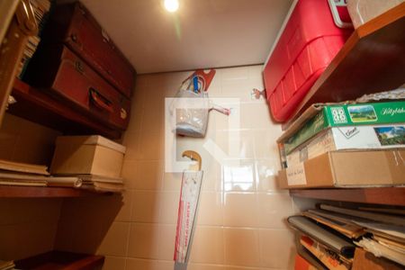 Apartamento à venda com 75m², 2 quartos e 1 vagaBanheiro de serviço