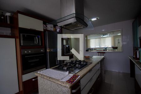 Casa de condomínio à venda com 174m², 3 quartos e 3 vagas Casa de condomínio à venda com 174m², 3 quartos e 3 vagasCozinha