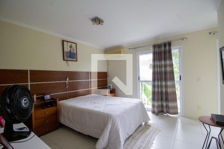 Casa de condomínio à venda com 174m², 3 quartos e 3 vagas Casa de condomínio à venda com 174m², 3 quartos e 3 vagasSuíte 1