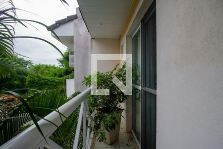 Casa de condomínio à venda com 174m², 3 quartos e 3 vagas Casa de condomínio à venda com 174m², 3 quartos e 3 vagasSacada da Suíte 1