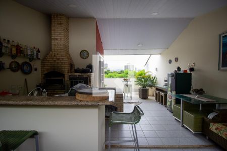 Casa de condomínio à venda com 174m², 3 quartos e 3 vagas Casa de condomínio à venda com 174m², 3 quartos e 3 vagasÁrea Gourmet