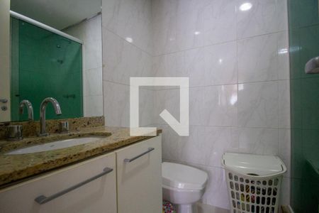 Casa de condomínio à venda com 174m², 3 quartos e 3 vagas Casa de condomínio à venda com 174m², 3 quartos e 3 vagasBanheiro da Suíte 3