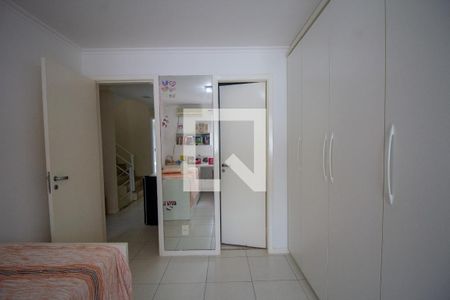 Casa de condomínio à venda com 174m², 3 quartos e 3 vagas Casa de condomínio à venda com 174m², 3 quartos e 3 vagasSuíte 3