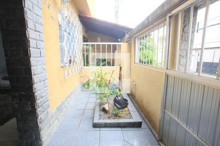 Casa de condomínio à venda com 240m², 2 quartos e 1 vaga Casa de condomínio à venda com 240m², 2 quartos e 1 vagaFrente da Casa