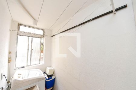 Apartamento à venda com 42m², 2 quartos e 1 vaga Apartamento à venda com 42m², 2 quartos e 1 vagaÁrea de Serviço