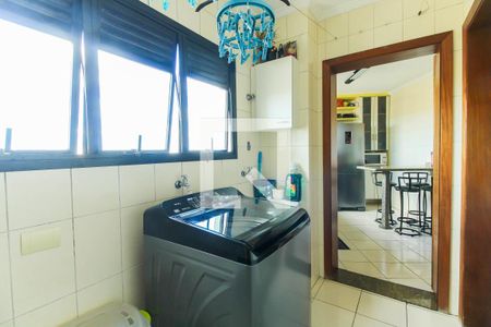 Apartamento à venda com 117m², 3 quartos e 3 vagas Apartamento à venda com 117m², 3 quartos e 3 vagasÁrea de Serviço