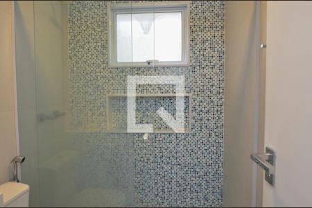 Casa de condomínio à venda com 484m², 6 quartos e 4 vagas Casa de condomínio à venda com 484m², 6 quartos e 4 vagasBanheiro da Suíte 4