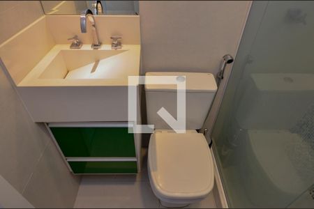 Casa de condomínio à venda com 484m², 6 quartos e 4 vagas Casa de condomínio à venda com 484m², 6 quartos e 4 vagasBanheiro da Suíte 4