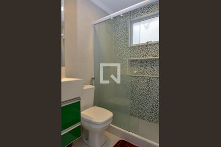 Casa de condomínio à venda com 484m², 6 quartos e 4 vagas Casa de condomínio à venda com 484m², 6 quartos e 4 vagasBanheiro da Suíte 4