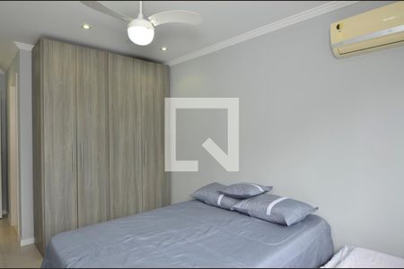 Casa de condomínio à venda com 484m², 6 quartos e 4 vagas Casa de condomínio à venda com 484m², 6 quartos e 4 vagasSuíte 4