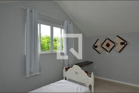 Casa de condomínio à venda com 484m², 6 quartos e 4 vagas Casa de condomínio à venda com 484m², 6 quartos e 4 vagasSótão