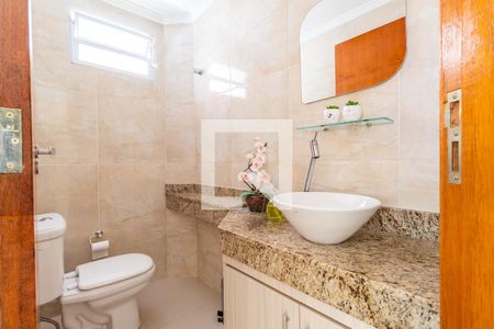 Casa à venda com 153m², 3 quartos e 2 vagasLavabo