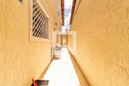 Casa à venda com 153m², 3 quartos e 2 vagasCorredor