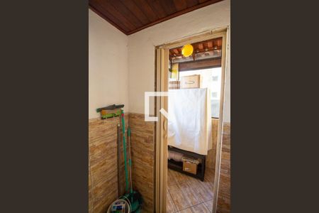 Casa à venda com 75m², 3 quartos e 2 vagas
