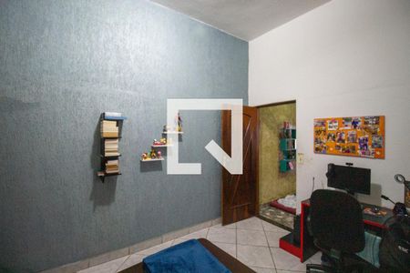 Casa à venda com 75m², 3 quartos e 2 vagas
