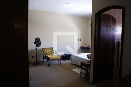 Casa para alugar com 200m², 4 quartos e 3 vagasSuíte