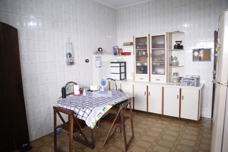 Casa para alugar com 200m², 4 quartos e 3 vagasCozinha