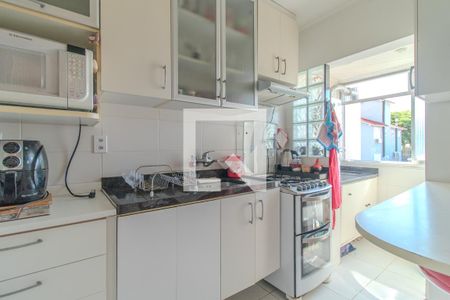 Apartamento à venda com 61m², 2 quartos e 1 vaga Apartamento à venda com 61m², 2 quartos e 1 vagaCozinha e Área de Serviço
