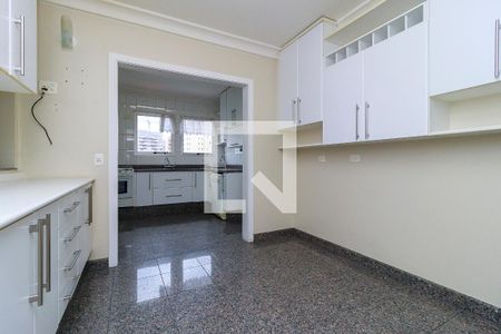 Apartamento à venda com 169m², 3 quartos e 4 vagas Apartamento à venda com 169m², 3 quartos e 4 vagasCozinha