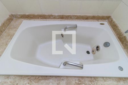 Apartamento à venda com 169m², 3 quartos e 4 vagas Apartamento à venda com 169m², 3 quartos e 4 vagasSuíte Principal - Banheiro