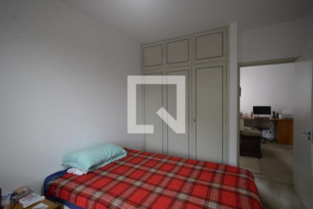 Casa à venda com 215m², 3 quartos e 2 vagasQuarto 2