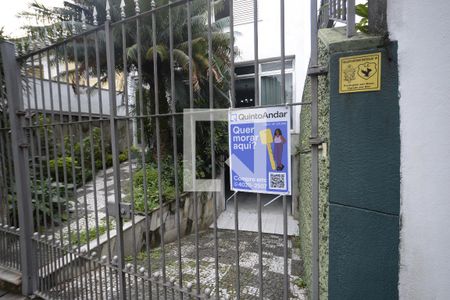 Casa à venda com 215m², 3 quartos e 2 vagasPlaca 