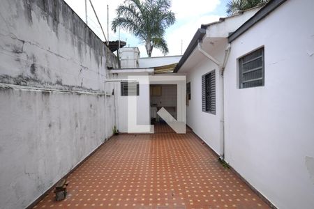 Casa à venda com 215m², 3 quartos e 2 vagasQuintal