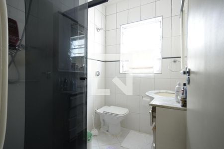 Casa à venda com 215m², 3 quartos e 2 vagasBanheiro Suíte