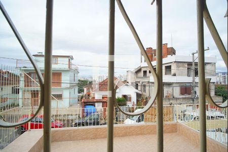 Sala - Vista de casa para alugar com 5 quartos, 280m² em Passo D’areia, Porto Alegre