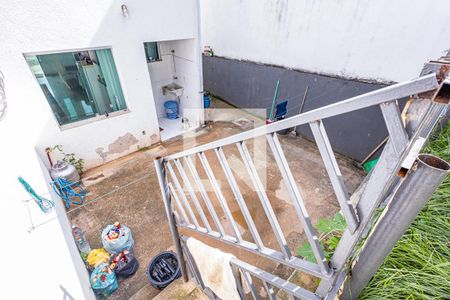 Casa à venda com 70m², 2 quartos e 4 vagasArea de serviço e quintal