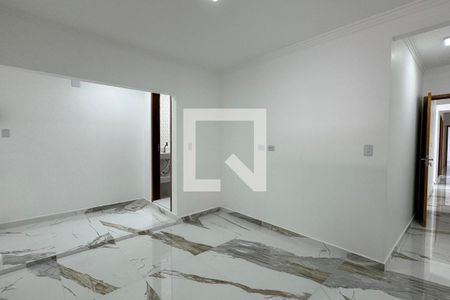 Suíte 1 de casa para alugar com 4 quartos, 250m² em Jardim Tupanci, Barueri