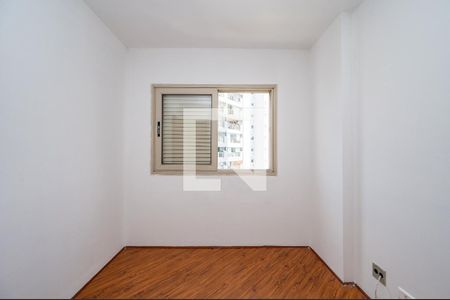 Apartamento à venda com 76m², 2 quartos e 1 vagaQuarto 2