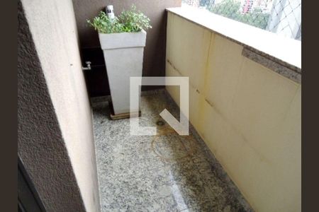 Apartamento à venda com 220m², 4 quartos e 4 vagas