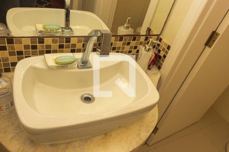 Casa à venda com 250m², 2 quartos e 2 vagas Casa à venda com 250m², 2 quartos e 2 vagasLavabo