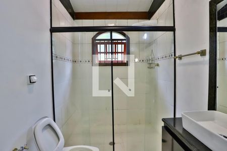 Casa à venda com 450m², 2 quartos e 4 vagas Casa à venda com 450m², 2 quartos e 4 vagasBanheiro