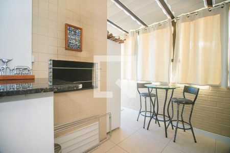 Apartamento à venda com 220m², 2 quartos e 3 vagasCobertura