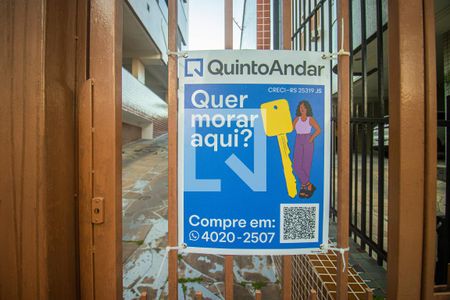 Apartamento à venda com 220m², 2 quartos e 3 vagasPlaquinha