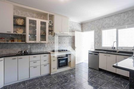 Casa para alugar com 298m², 3 quartos e 6 vagasCozinha