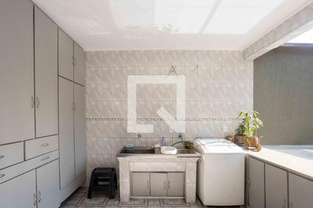 Casa para alugar com 298m², 3 quartos e 6 vagasÁrea de Serviço