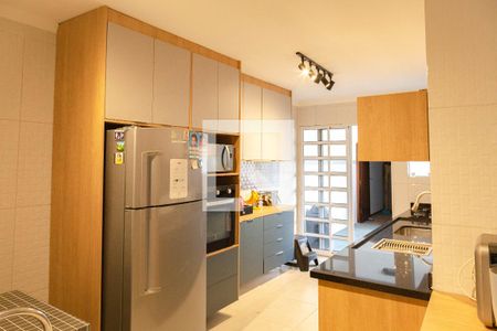 Casa para alugar com 430m², 3 quartos e 8 vagasCozinha