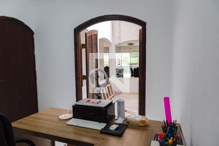 Casa para alugar com 430m², 3 quartos e 8 vagasEscritório