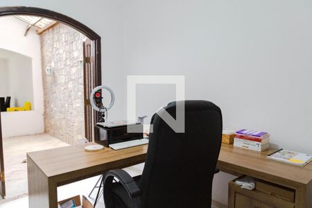 Casa para alugar com 430m², 3 quartos e 8 vagasEscritório