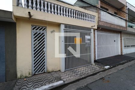 Casa à venda com 125m², 2 quartos e 1 vagaFachada