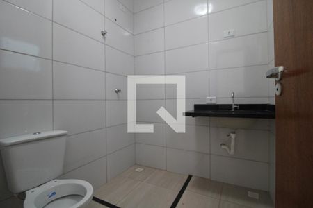 Casa à venda com 86m², 3 quartos e 2 vagasBanheiro comum