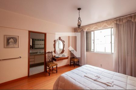 Apartamento à venda com 205m², 3 quartos e 1 vagaSuíte