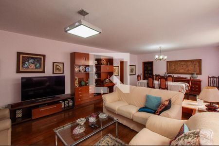 Apartamento à venda com 205m², 3 quartos e 1 vagaSala