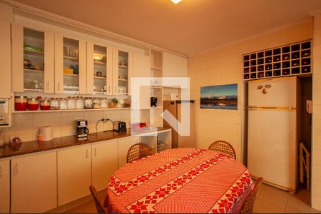 Apartamento à venda com 205m², 3 quartos e 1 vagaCozinha