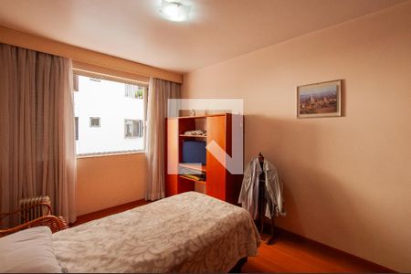 Apartamento à venda com 205m², 3 quartos e 1 vagaQuarto 2